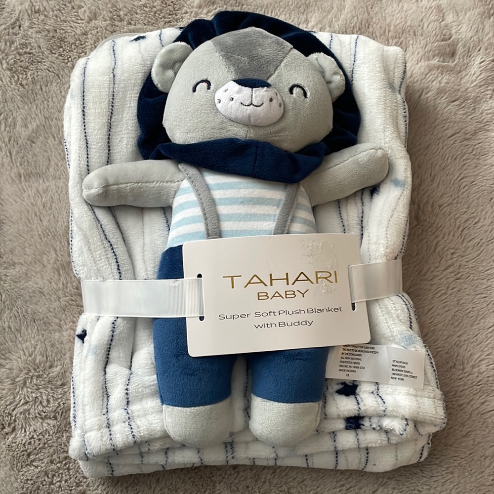 Baby Blanket with Stuffed Animal